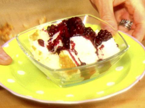 Angel food Cake Cubes with Blackberry Sauce