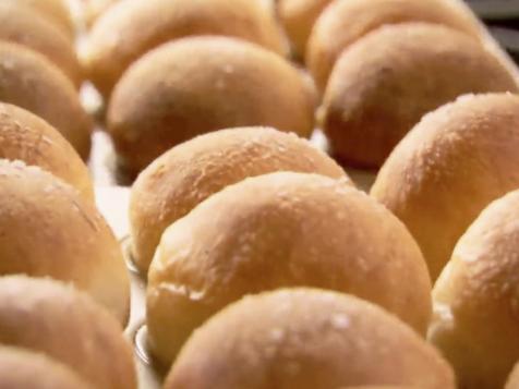 Ree's Garlic Butter Rolls