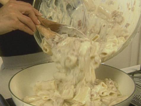 Baked Rigatoni with Bechamel Sauce