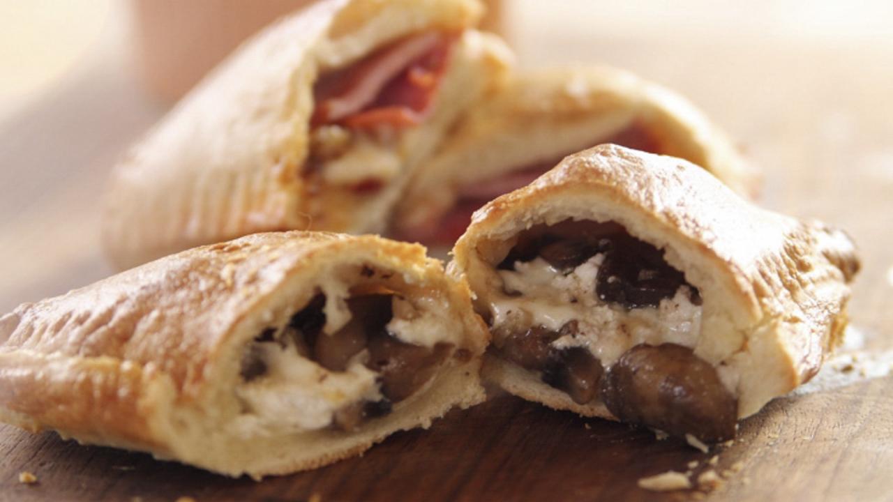 Ree's Pizza Pockets