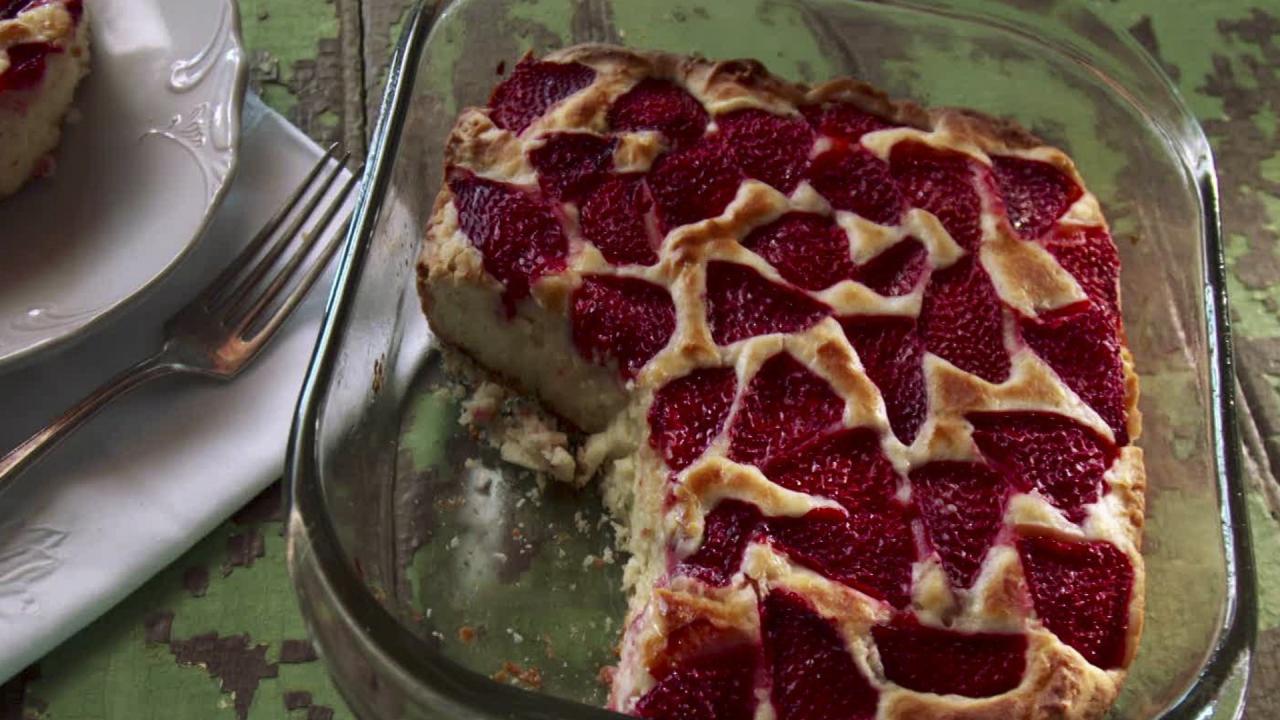Nancy's Strawberry Buckle