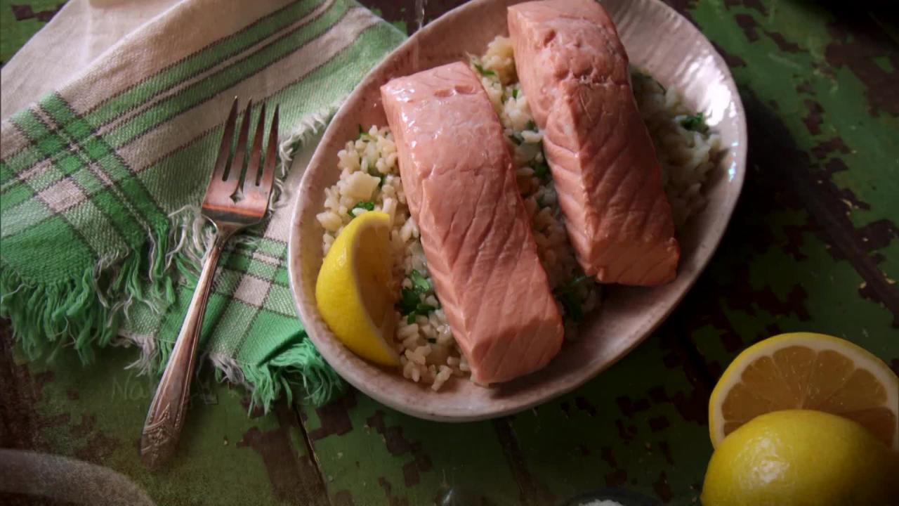Traditional Poached Salmon