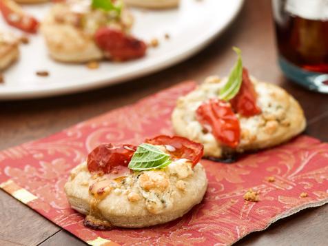 Easy Pizzette With Gorgonzola