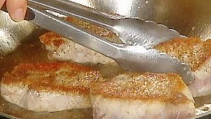 Pork Chops with Cherry Sauce