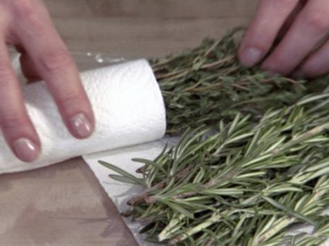 Using Dry and Fresh Herbs