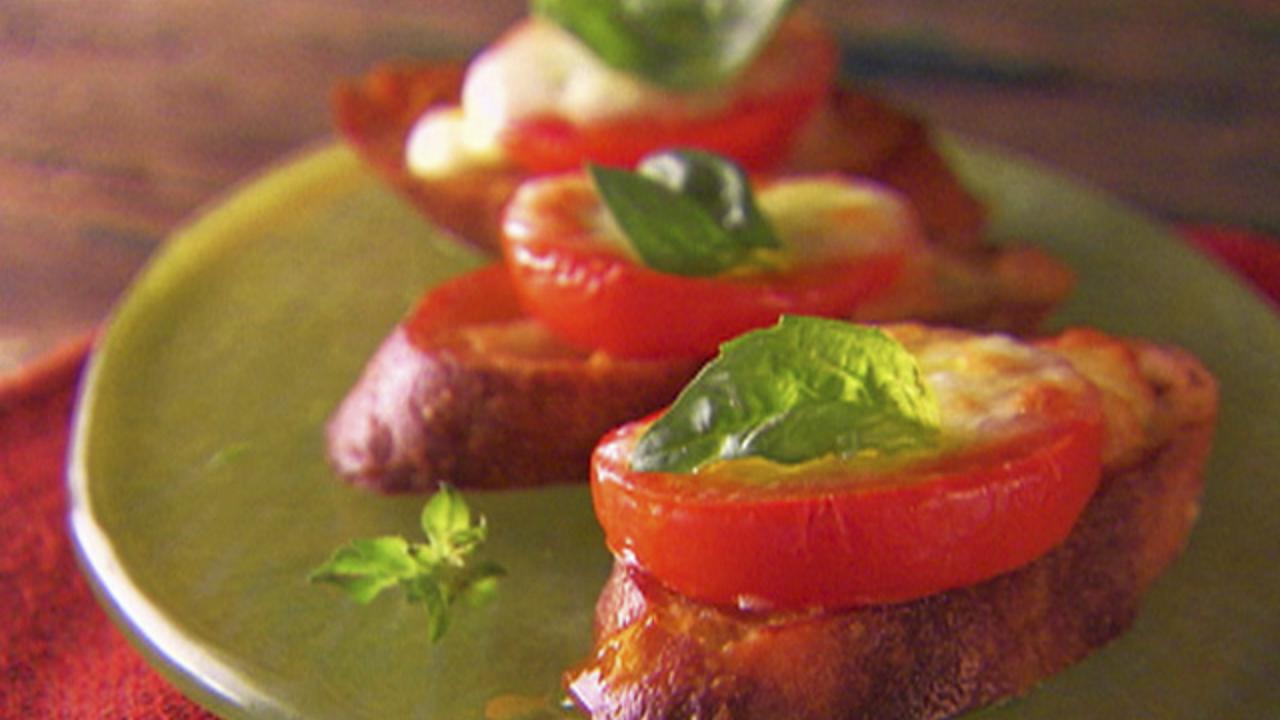 Incredible Baked Caprese Salad