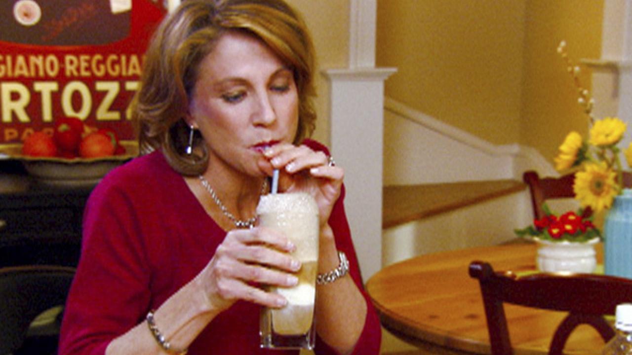 Root Beer Float and Cookies