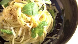 Easy Linguini with Arugula