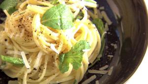 Easy Linguini with Arugula