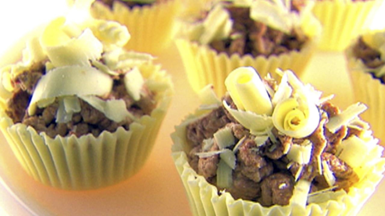 Decadent Chocolate Mousse Cups