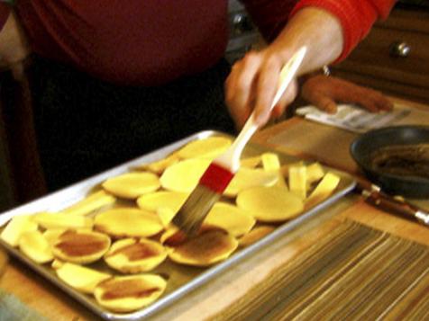 Easy Mangoes with Blue Cheese