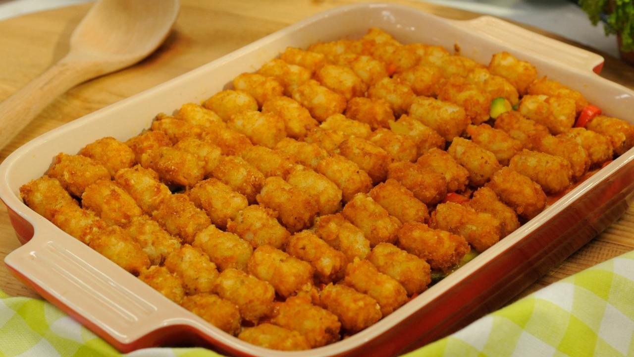 Sunny's Tater Tot Pie