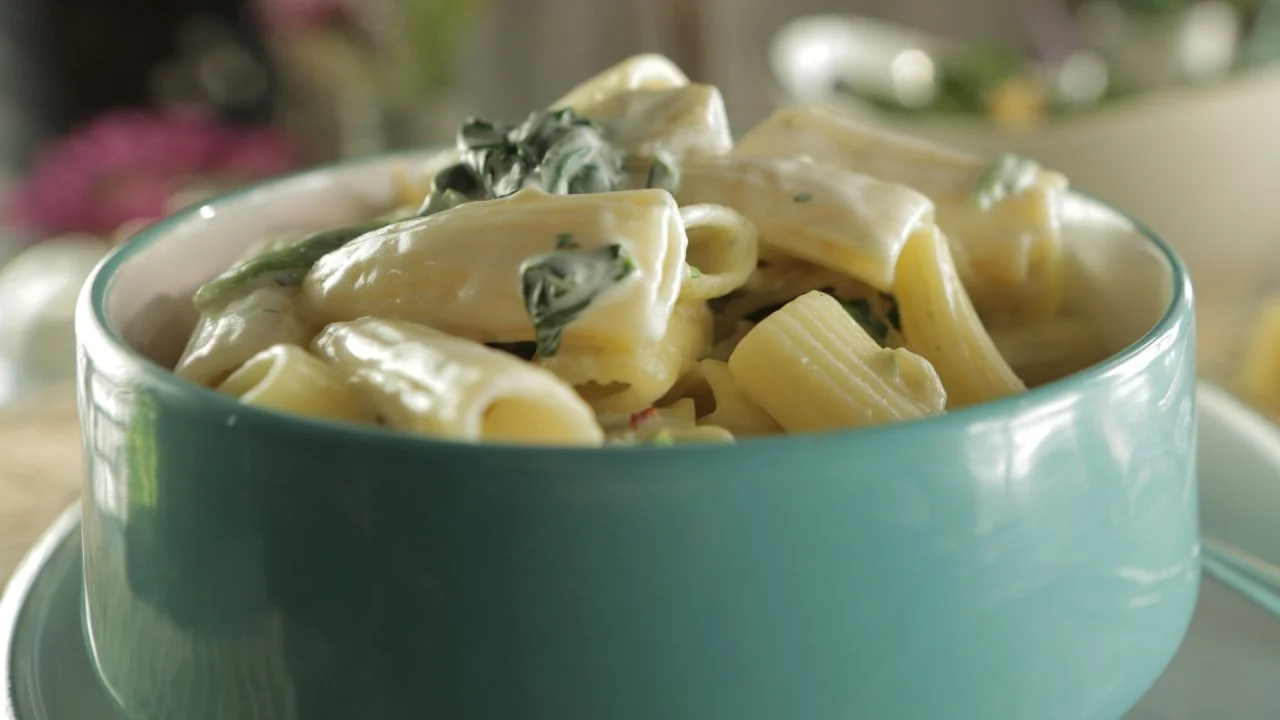 Spinach and Artichoke Dip Pasta