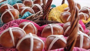 Ree's Hot Cross Buns