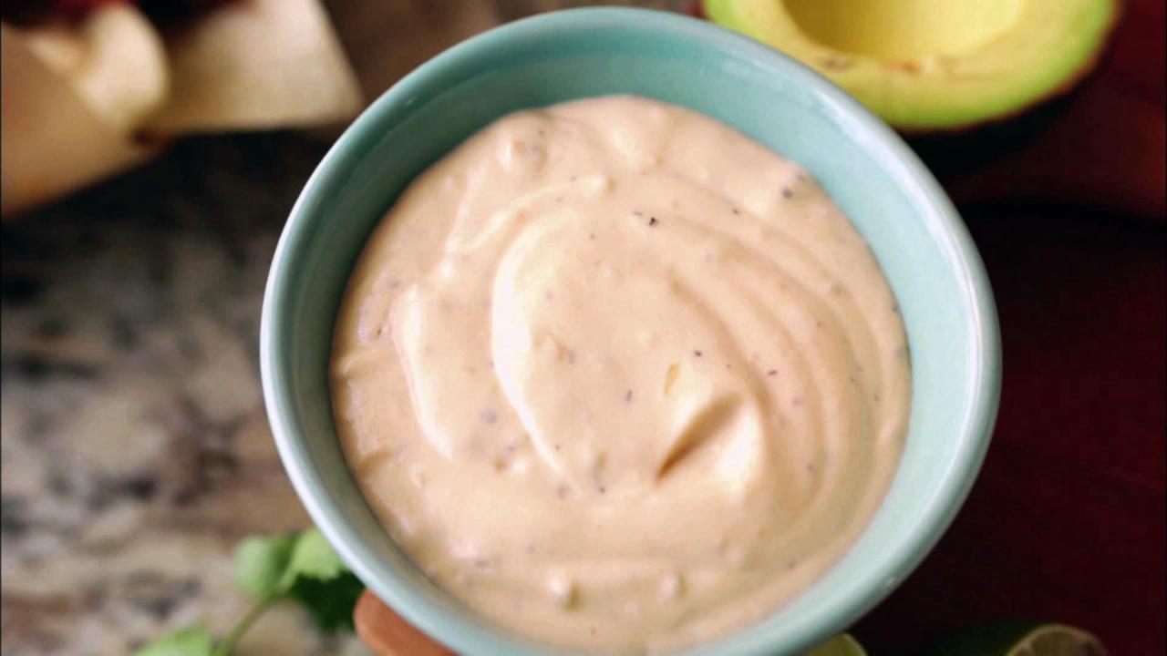 Damaris's Queso Sauce