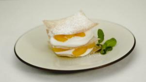 Mange Mandarin Napoleons