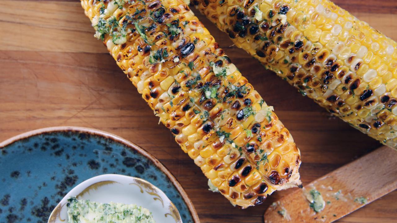 Herb-Buttered Corn on the Cob