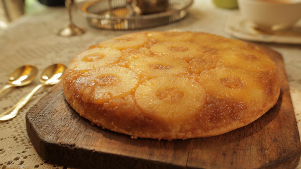Damaris's Upside-Down Cake