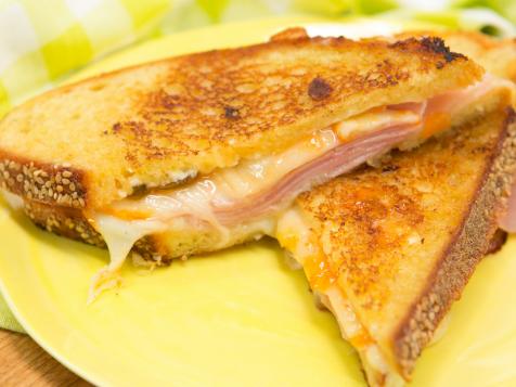 Pepper Jelly Grilled Cheese
