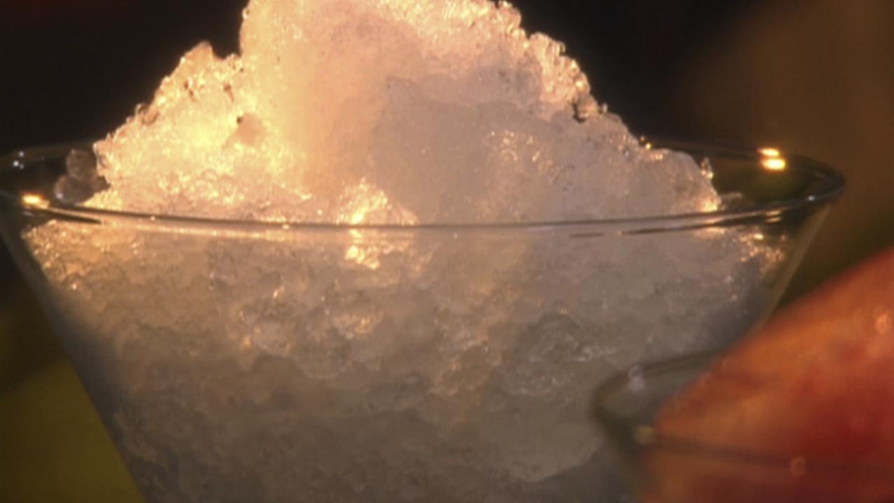 Crushed Ice for Cocktails