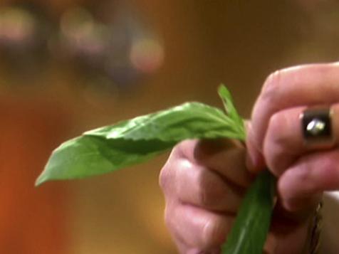 Basil Oil