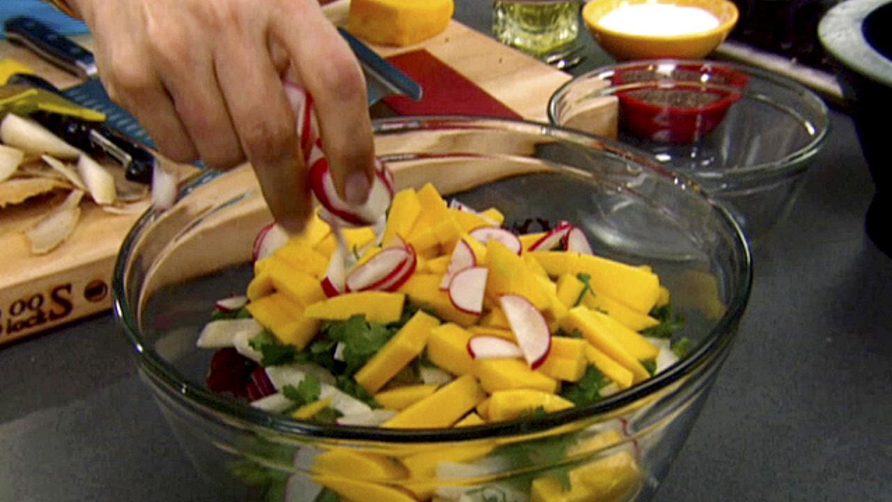 Exotic Mango and Jicama Salad