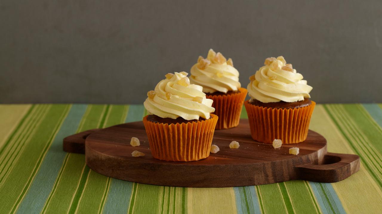 Dreamy Gingerbread Cupcakes