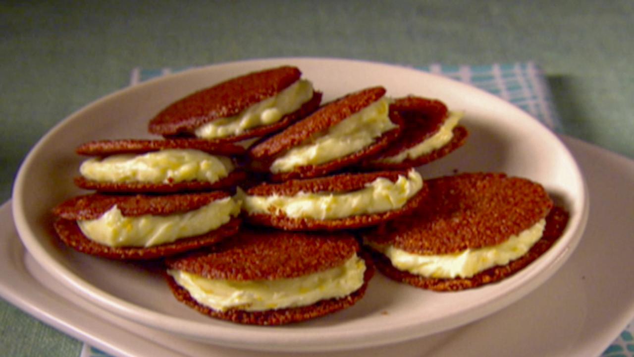 Italian Sandwich Cookies