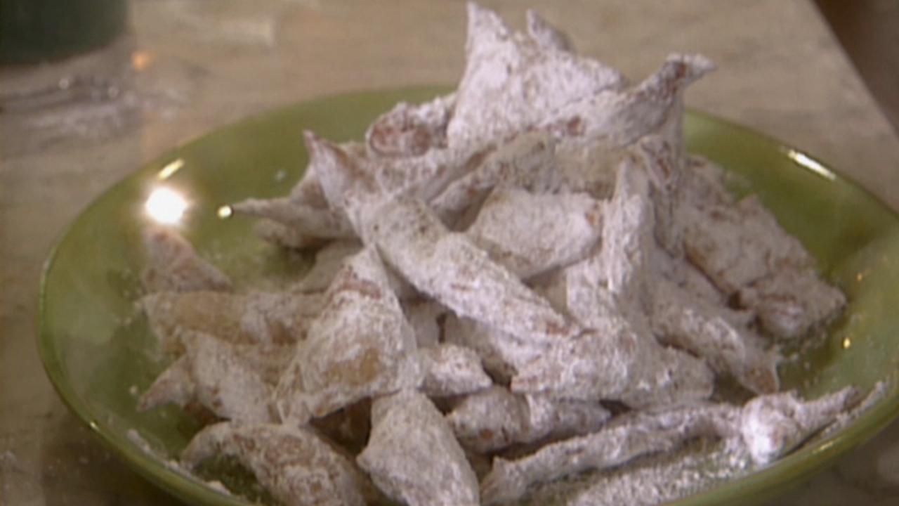 Delectable Bugia Cookies