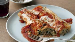 Giada's Lasagna Rolls
