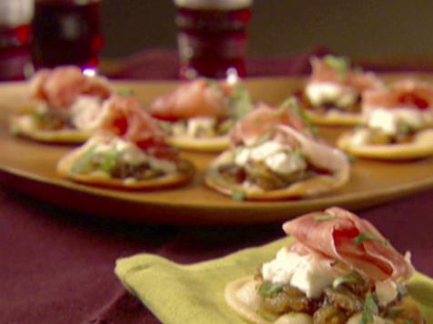 Hearty Proscuitto Pizzettes
