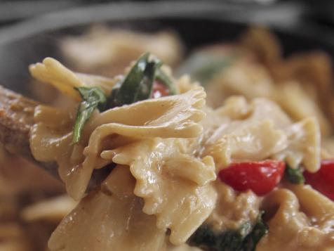 Ree's Bowtie Chicken Alfredo