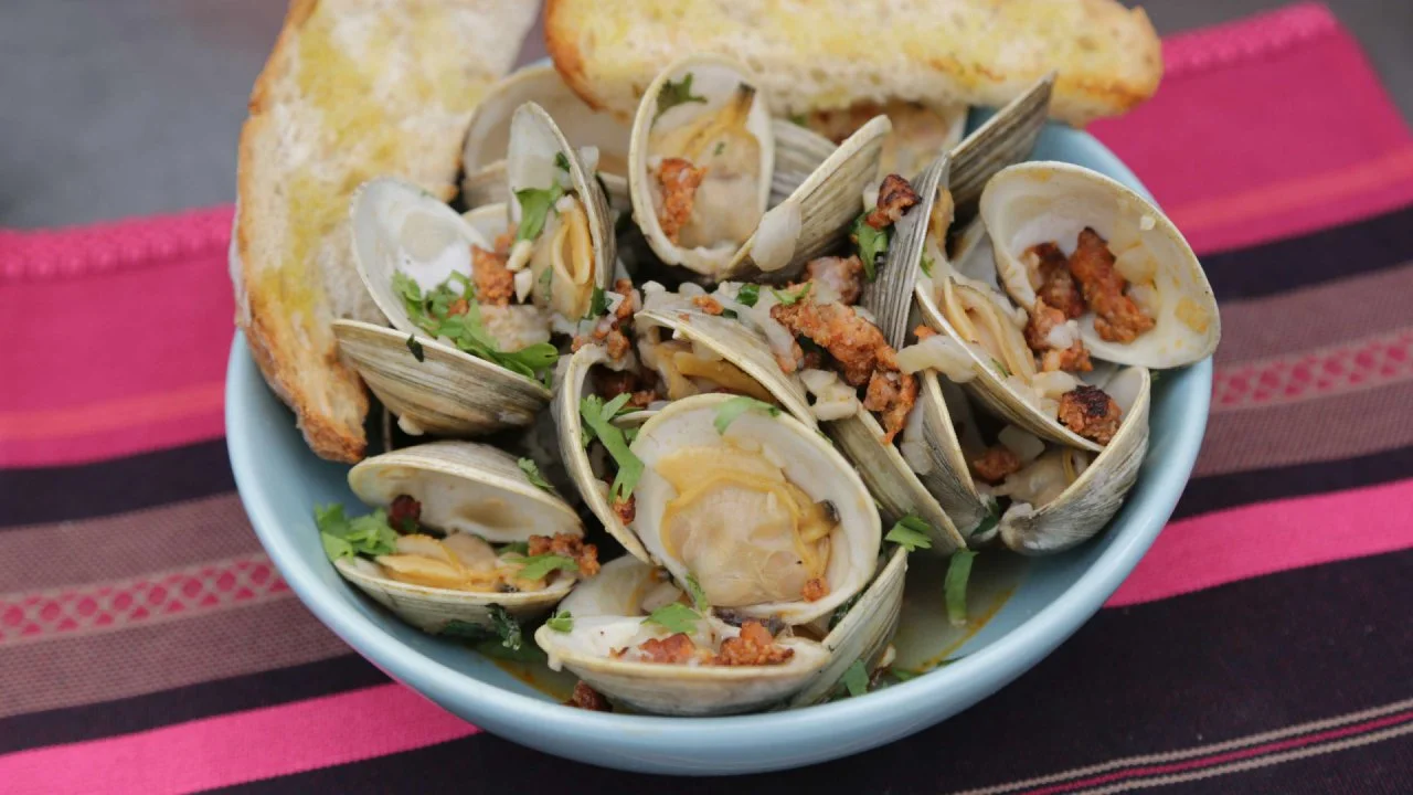 Steamed Tequila-Chorizo Clams