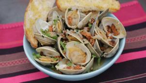 Steamed Tequila-Chorizo Clams
