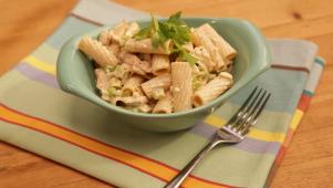 Buffalo Chicken Pasta Salad