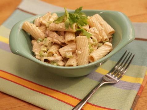 Buffalo Chicken Pasta Salad