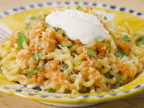 Fusilli with Fresh Pomodoro