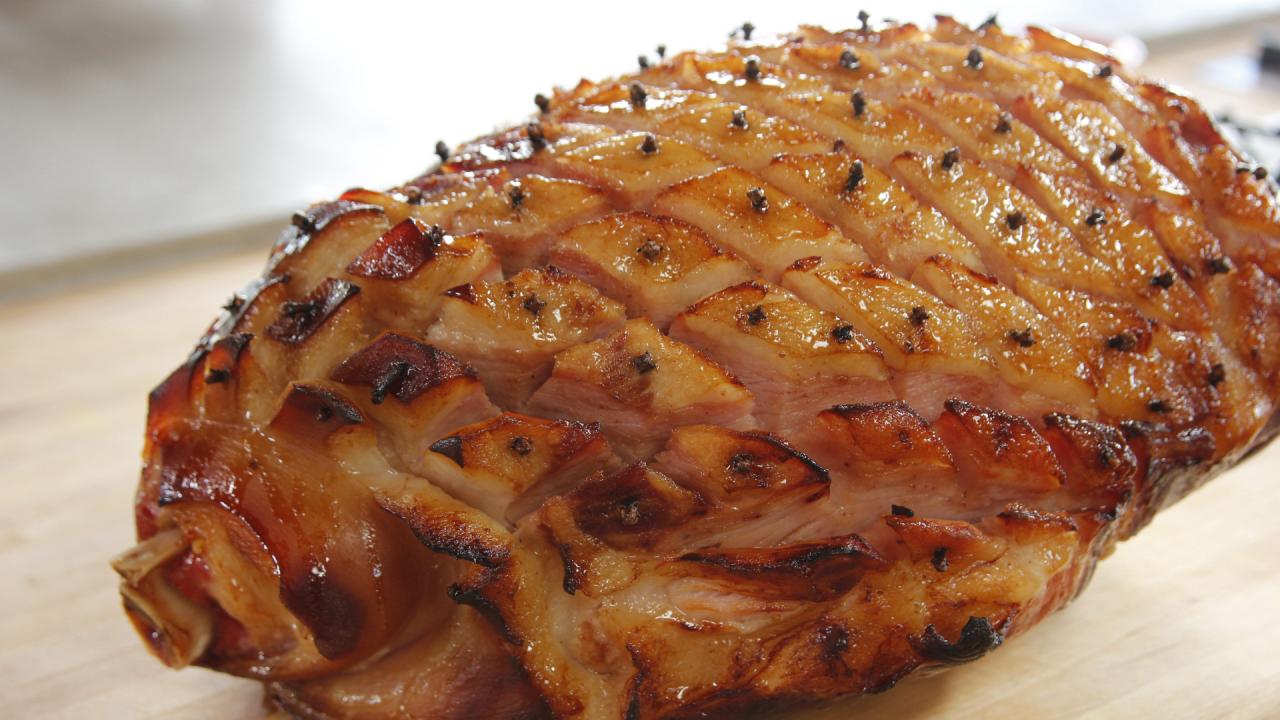Ree's Glazed Baked Ham