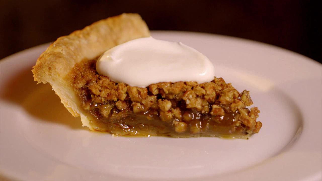 Bourbon Ginger Pecan Pie