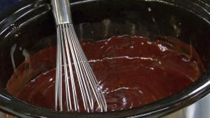 Slow Cooker Chocolate Fondue