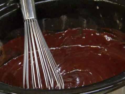 Slow Cooker Chocolate Fondue