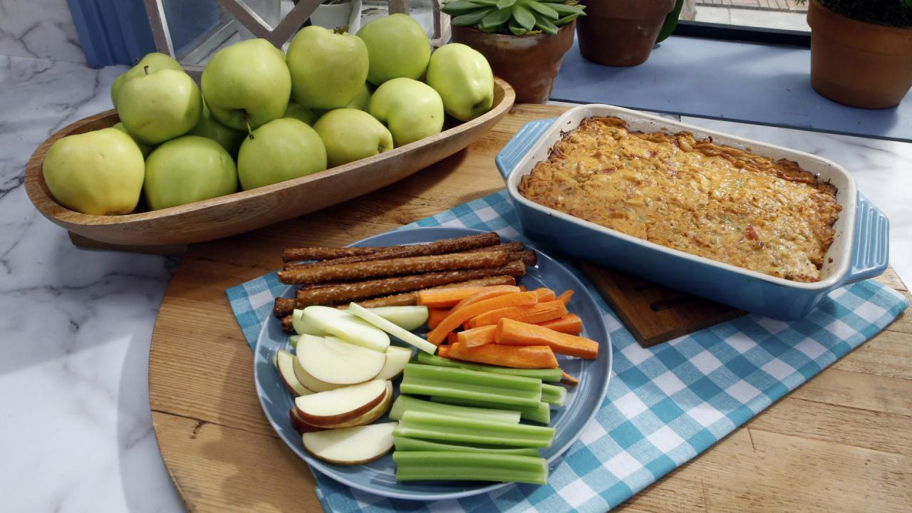 Barbecue Chicken Pepperoni Dip