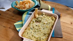 Cheesy Poblano Artichoke Dip