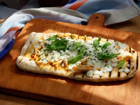 Grilled Buffalo Chicken Pizza
