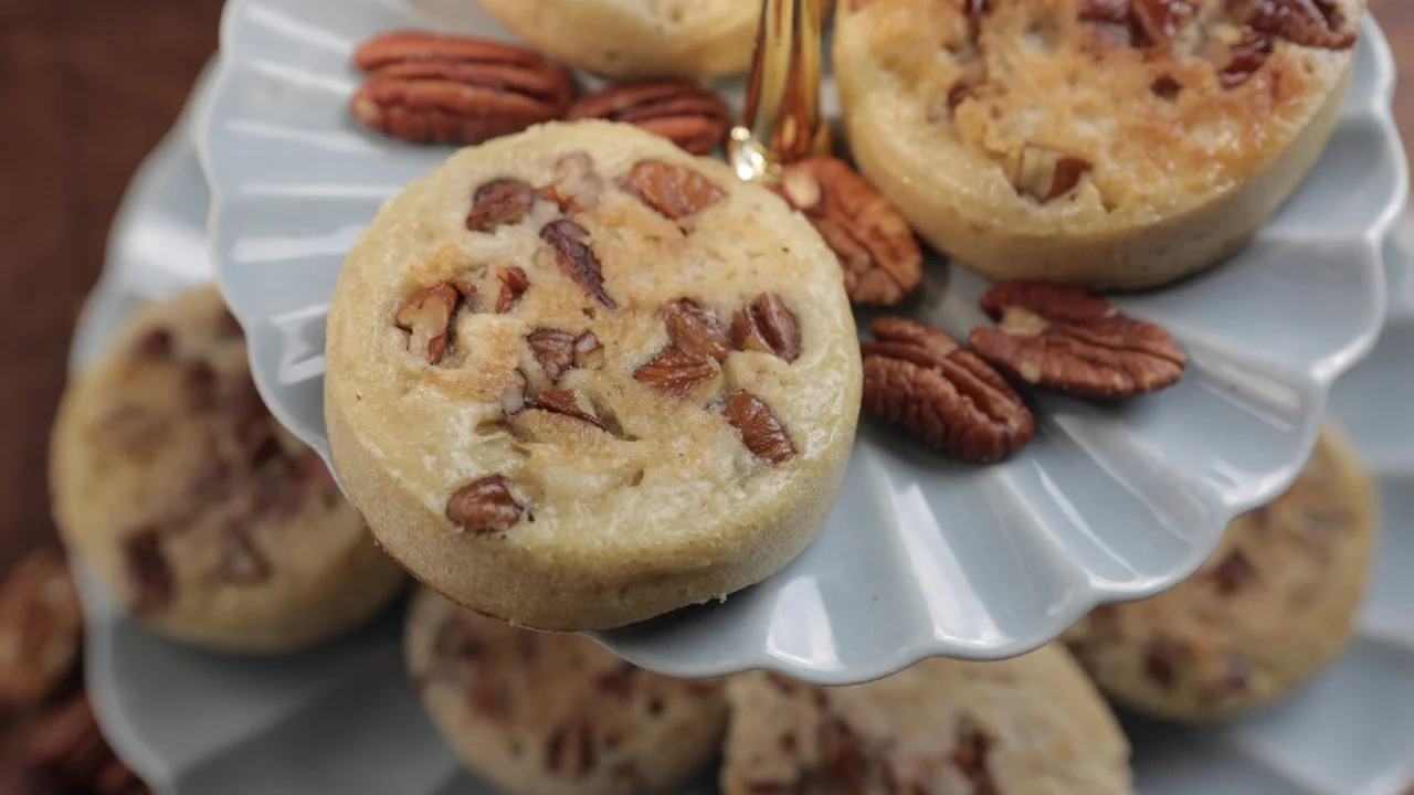 Butter Pecan Crumpets