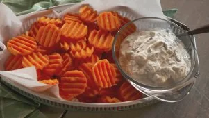 Carrots with Zesty Herb Dip