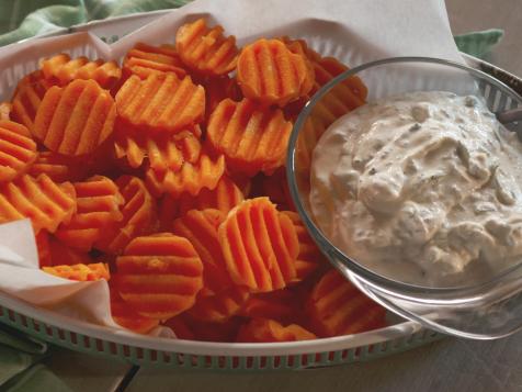 Carrots with Zesty Herb Dip