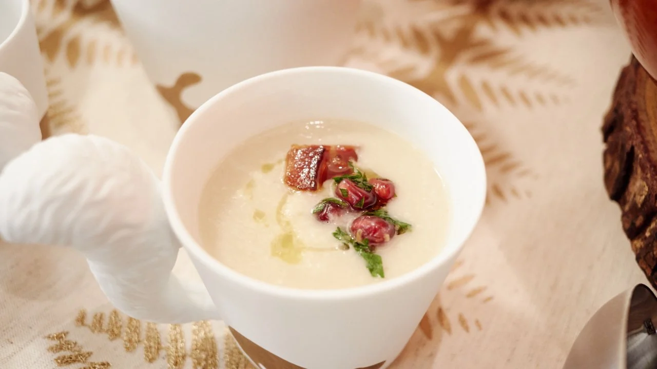 Giada's White Velvet Soup