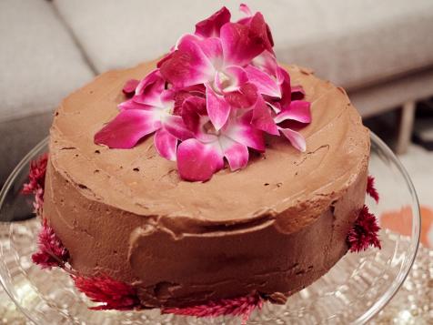 Angel Food Cake with Frosting