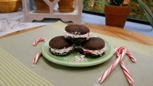 Chocolate Peppermint Whoopies